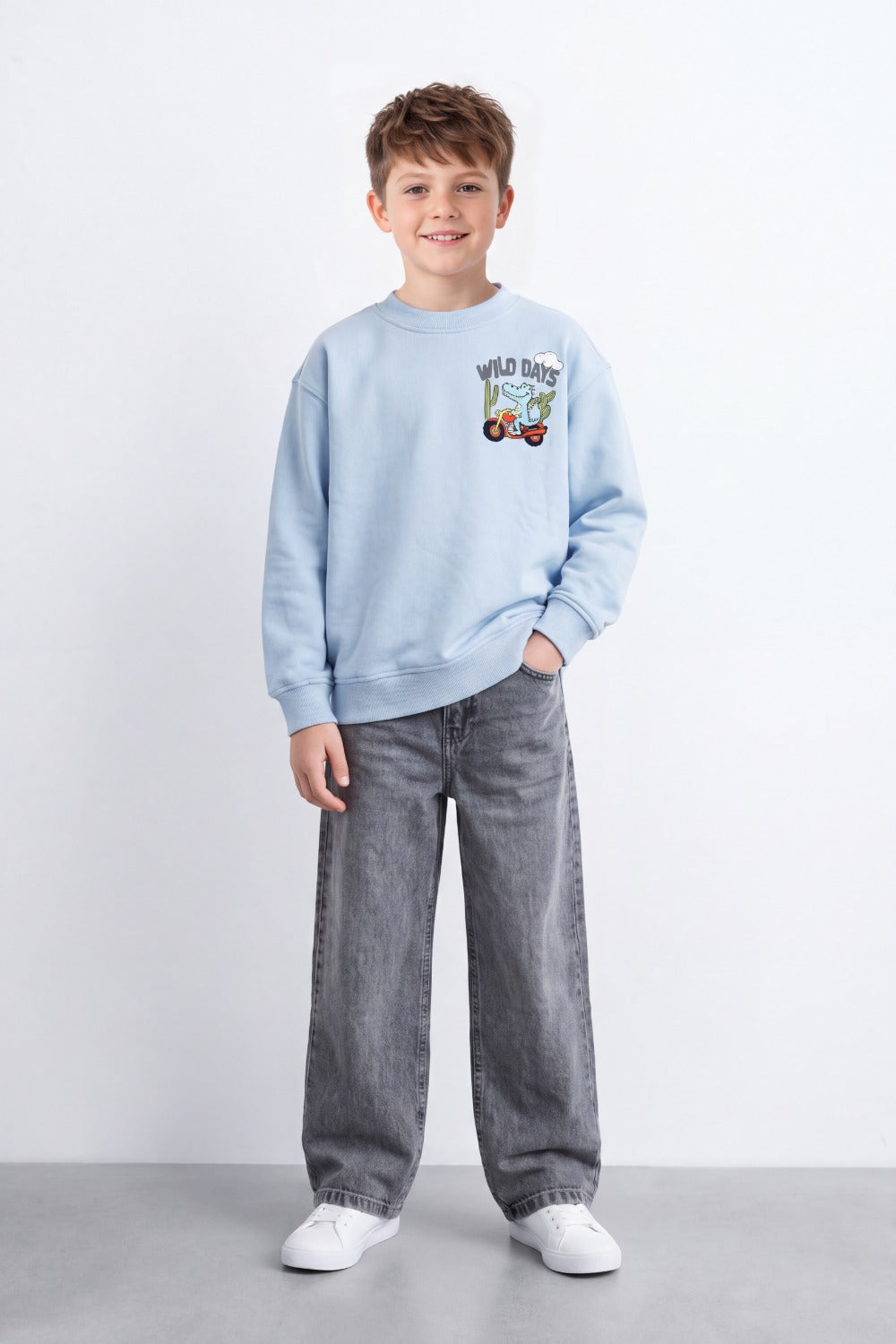 Boy's Tomato Store Oversize Sweatshirt Wild Days Adventure Back Graphic