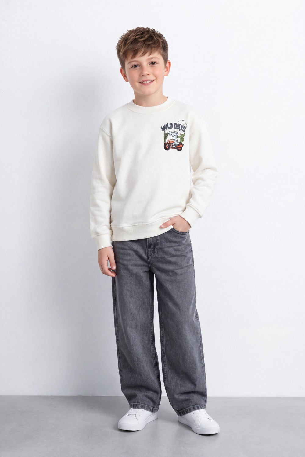 Boy's Tomato Store Oversize Sweatshirt Wild Days Adventure Back Graphic