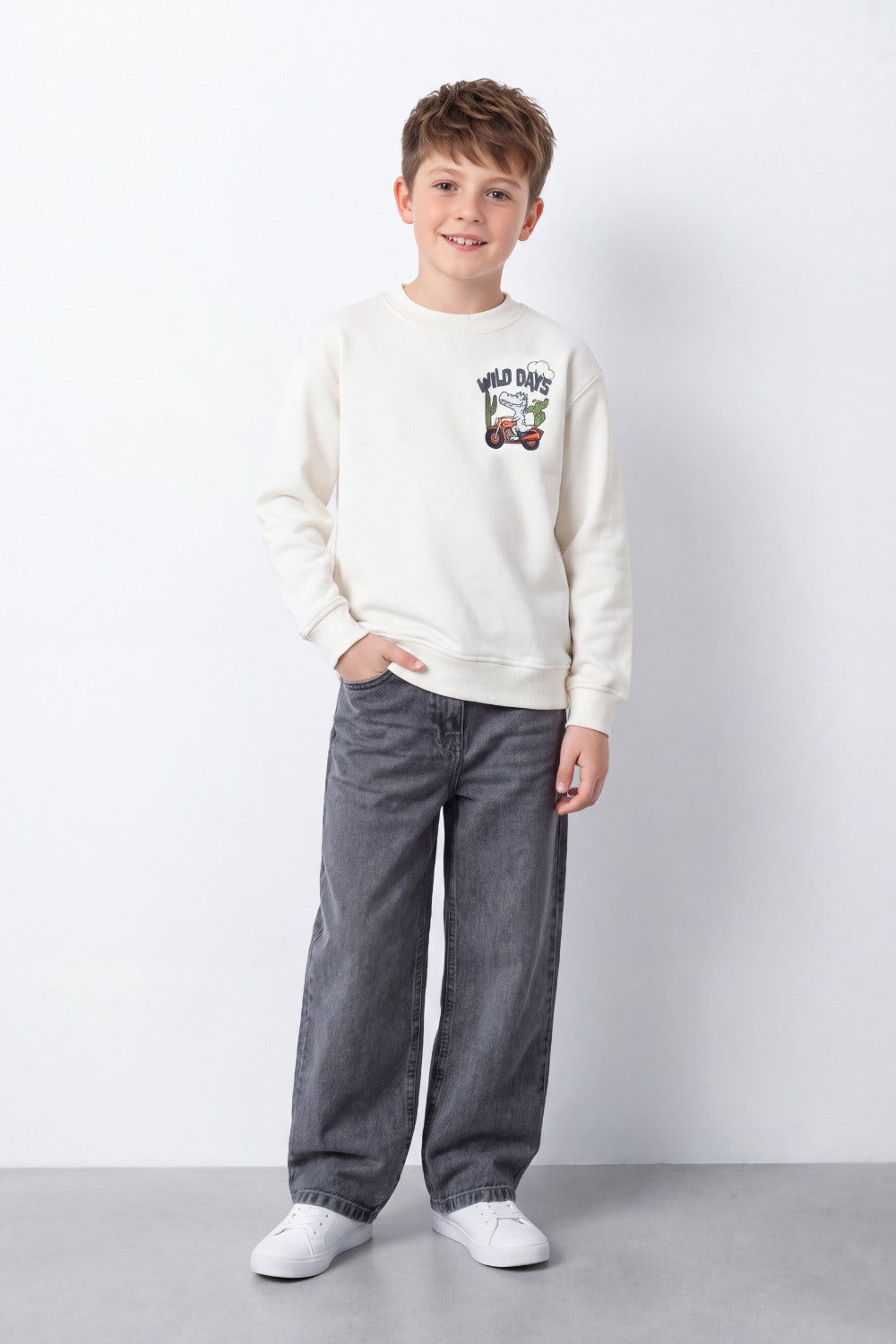 Boy's Tomato Store Oversize Sweatshirt Wild Days Adventure Back Graphic