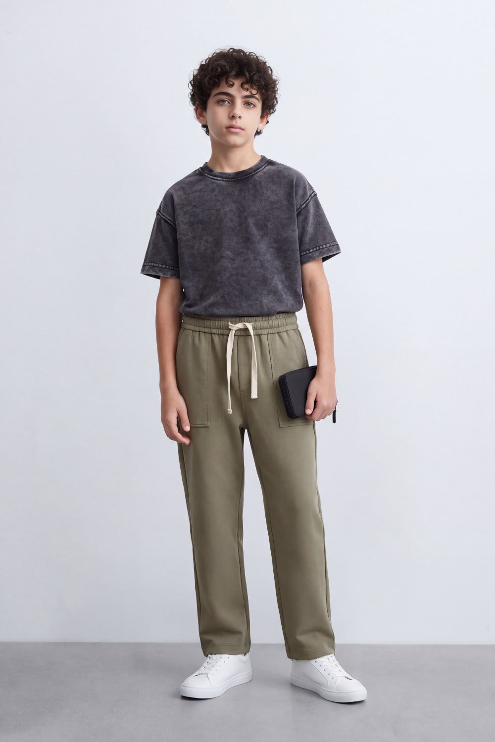 Men's Tomato Store Soft Twill Cargo Jogger Pants Patch Pocket Detail Elastic Drawstring Wide Leg