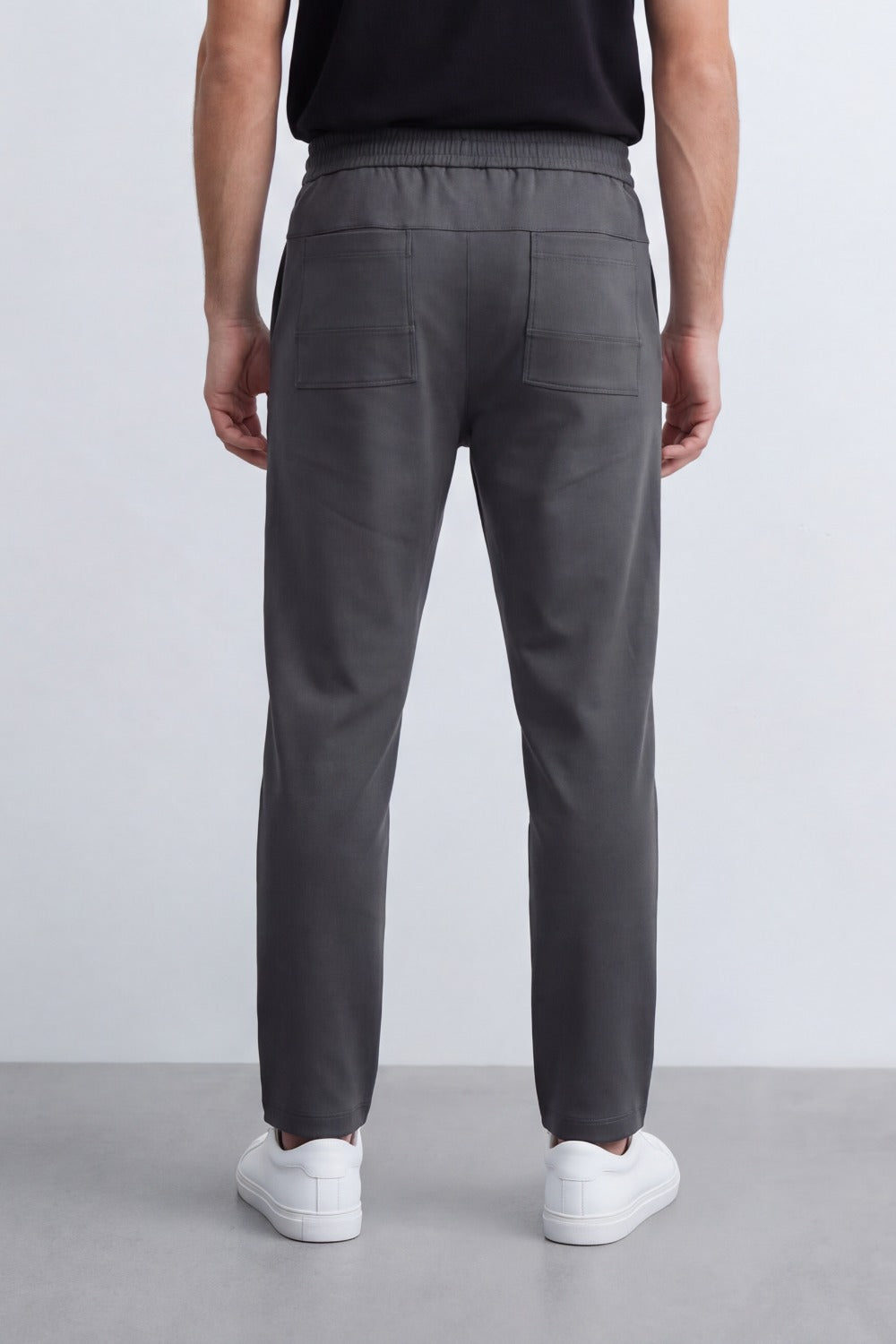 Men's Tomato Store Soft Twill Cargo Jogger Sweatpants Patch Pocket Detail Elastic Drawstring Wide Leg