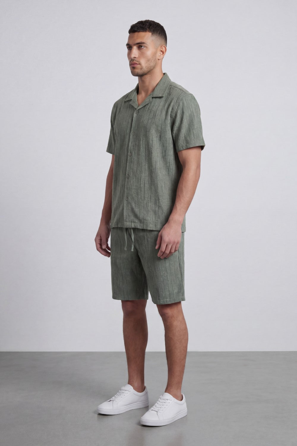 Men’s Tomato Store Crinkle Texture Resort Set With Camp Collar Regular Fit