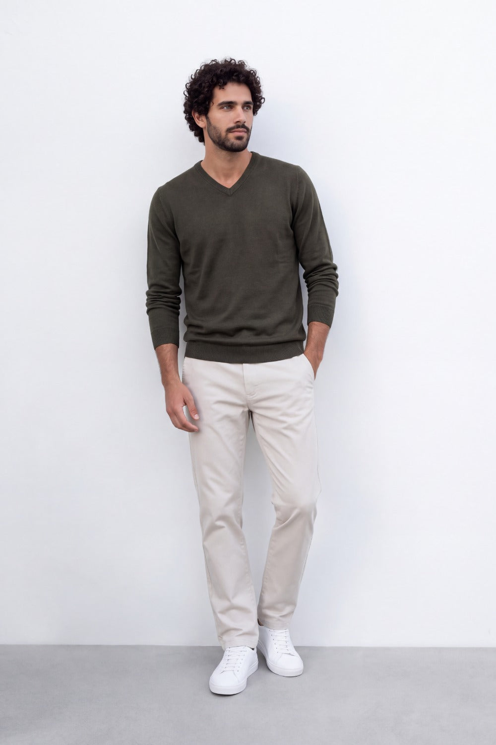 Men's Tomato Store Fine Knit V-Neck Sweater Soft Lightweight Texture Ribbed Cuffs