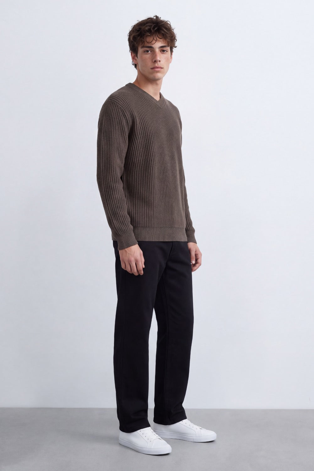 Men's Tomato Store Ribbed Knit Pullover V-Neck Clean Textured Finish