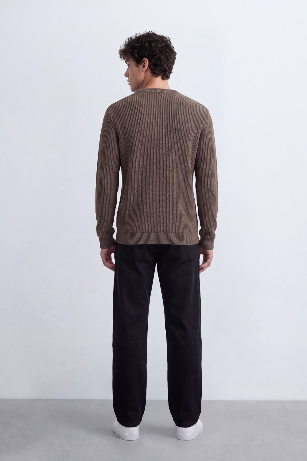 Men's Tomato Store Ribbed Knit Pullover V-Neck Clean Textured Finish