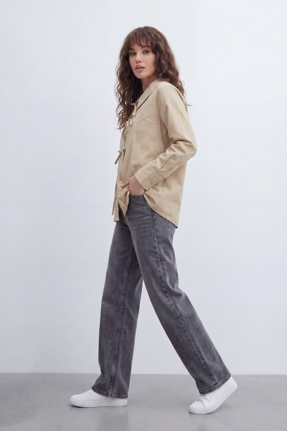Women’s Tomato Store Tie Front Blouse With Smooth Woven Texture Plain Solid Surface Front Bow Tie Fastenings