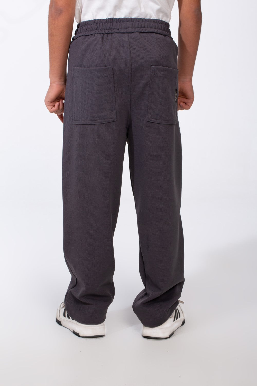 Boy's Elasticated Ribbed Waistband Deep Side Seam Pockets Over Size Fit Casual Outings Sweat Pants