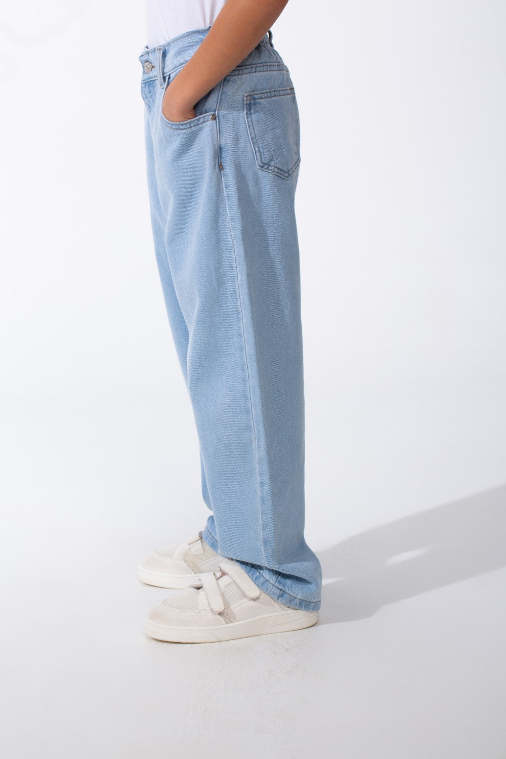 Boy's Classic Boyfriend Design Secure Button Zipper Fly Closure Traditional Five-pocket Layout Relaxed Fit Suitable For Casual Occasion Jains Pants