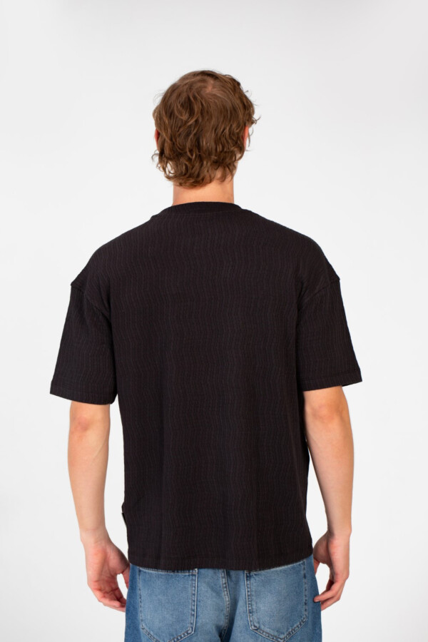 تيشرت رجالي تلبيس عادي بياقة دائرية نصف أكمام ملائم للتلبيس اليومي