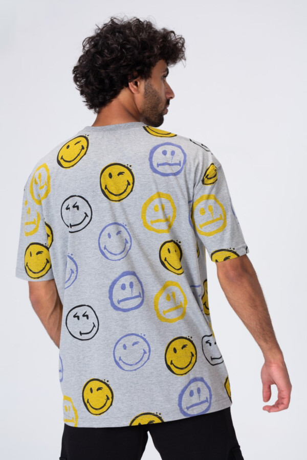 تيشرت رجالي مطبوع غمزة نص كم تلبيس عادي