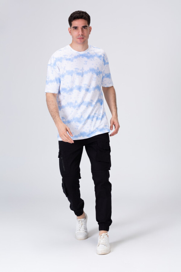 Men's Full Printed Rounded Neck Regular Fit Made Of Cotton T-shirt This Regular Fit Tee Is Perfect For Any Casual Occasion