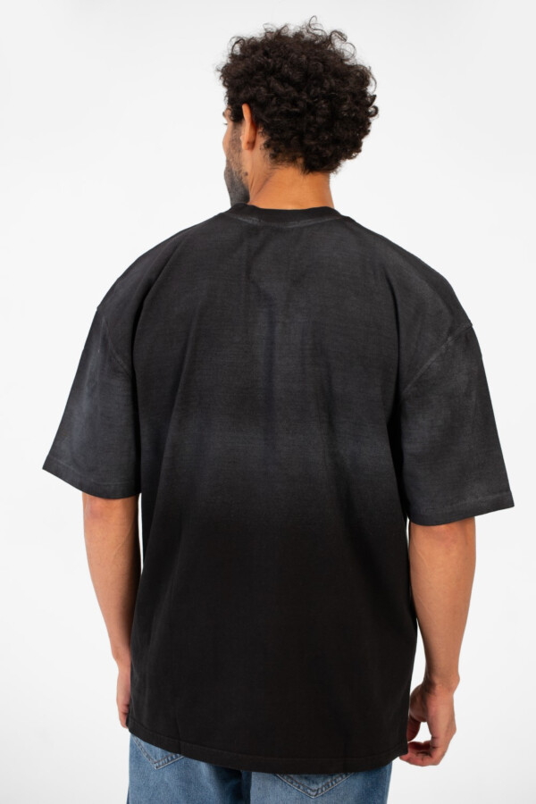 تيشرت رجالي توميتو أوفر سايز بطبعة بيكاتشو بأكمام قصيرة وياقة دائرية