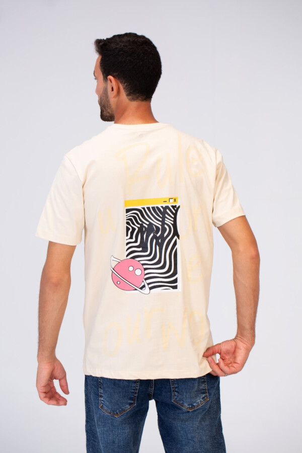 تيشرت رجالي سليم فيت بأكمام قصيرة ونسيج يتنفس