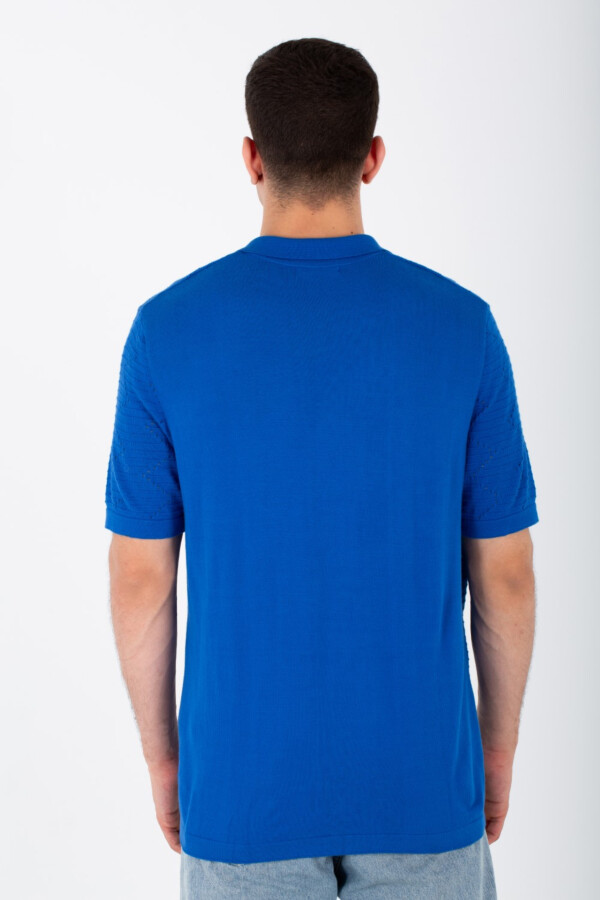 قميص رجالي تريكو منسوج سليم فيت بأكمام  قصيرة بقصة عصرية