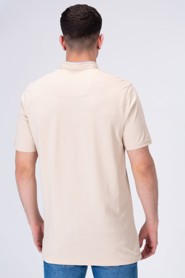 Men's Polo Regular Fit Half Sleeves T-shirt  With Tomato Badge Print