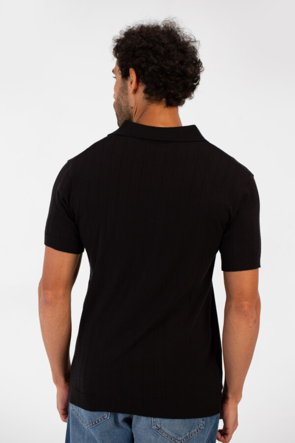 تيشرت رجالي توميتو صيفي بقصة ياقة بولو نصف كم بتصميم عصري مميز