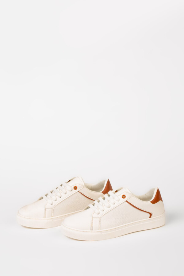 حذاء أساسي رجالي برباط ولون ممبز عملي وملائم لكل يوم