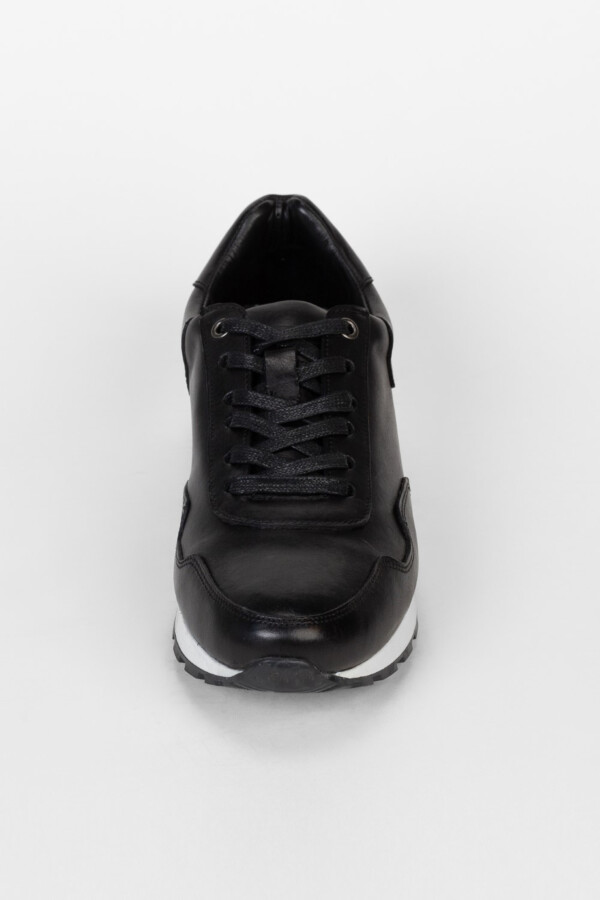 حذاء كوتشي رجالي جلد بتصميم أنيق وعصري