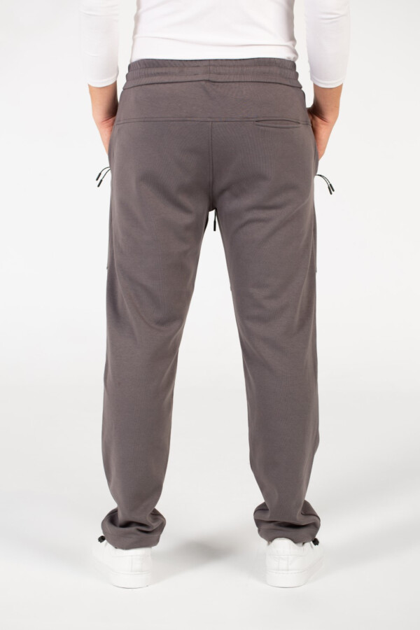 سويت بانتس رجالي اوفر سايز عصري