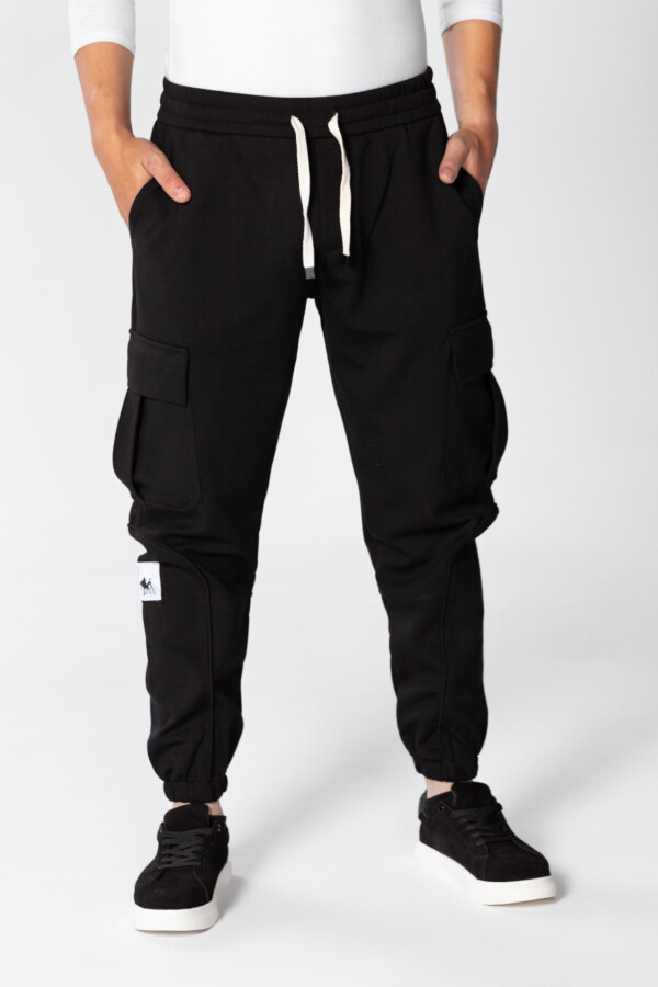 Men's Oversize Sweatpants With Side Pockets And An Elastic Band In The Middle