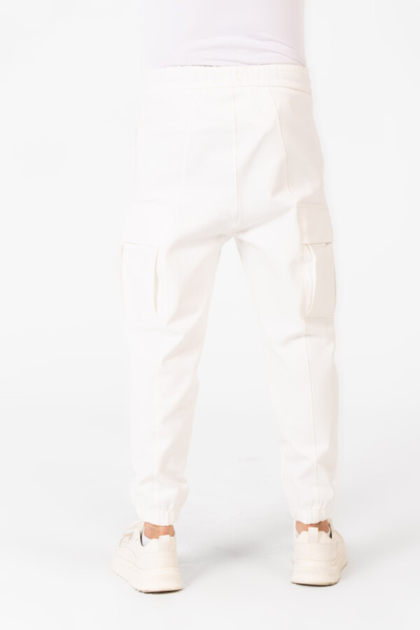 سويت بانتس رجالي بيزك أوفر سايز بأستك من الوسط وجيوب جانبية