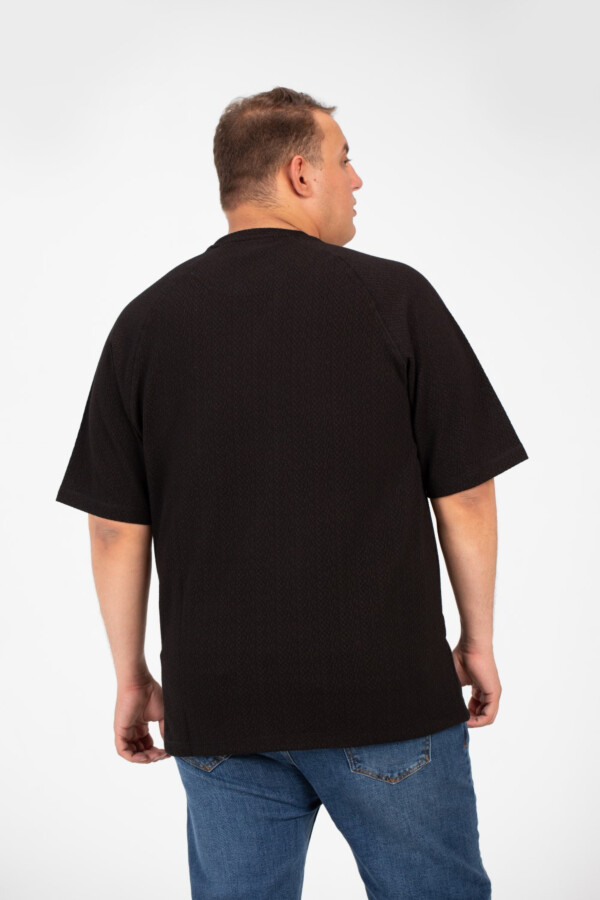 تيشرت بيج سايز رجالي توميتو بيزك سادة نصف أكمام بياقة دائرية