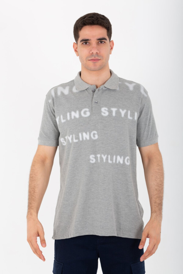 تيشرت بولو رجالي سليم فيت مطبوع من الأمام بأكمام قصيرة