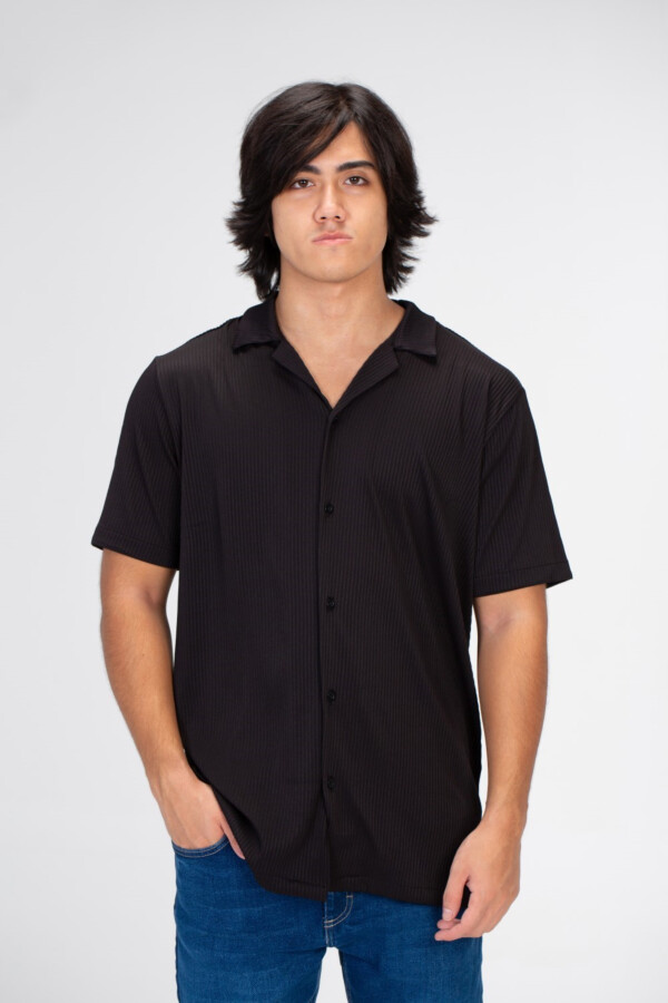 Men's Half Sleeve Slim Fit Basic Shirt With A Unique Cut