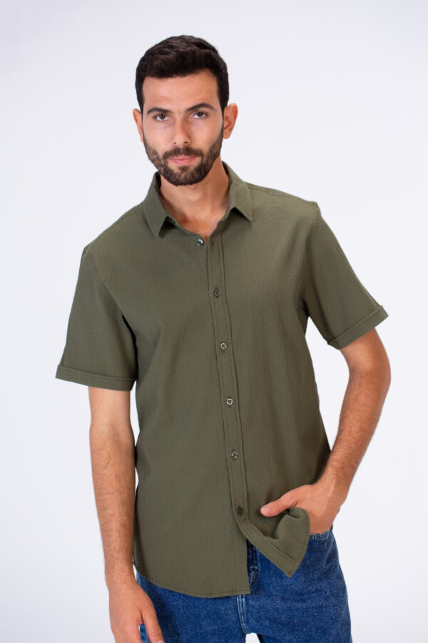 Men's Slim Fit Basic Plain Short Sleeves Shirt With Comfortable Fit