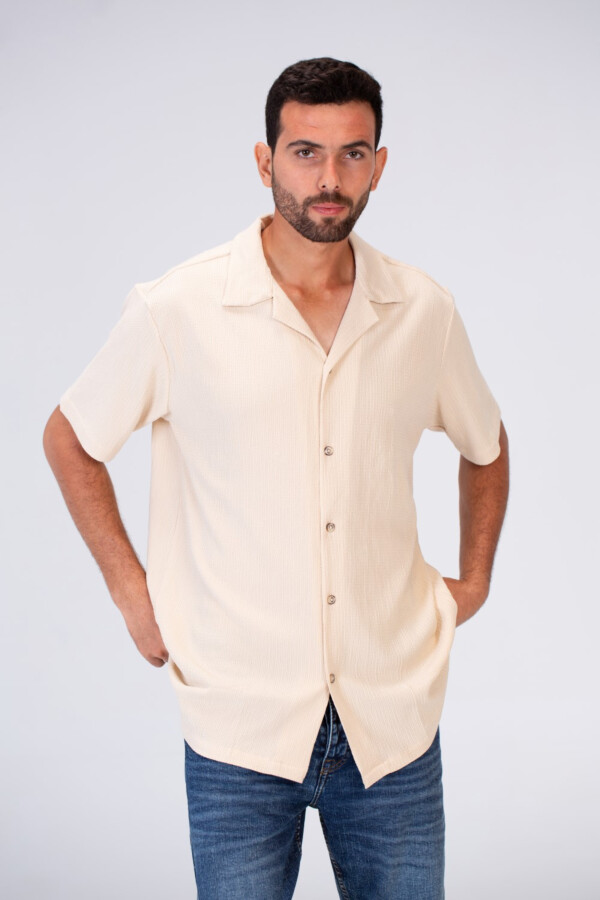 Mens Basic Half Sleeve Shirt With Comfortable Summer Material That Is Suitable For Every Day