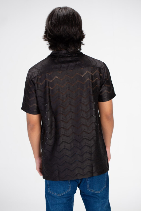 Men's Half Sleeve Slim Fit Shirt With A Unique Cut And Buttons On The Front