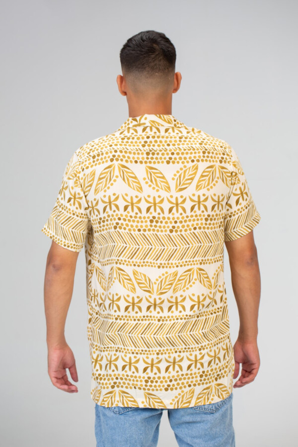 Mens Jakar Short Sleeved Slim Fit Shirt Made Of Viscose Cotton Material