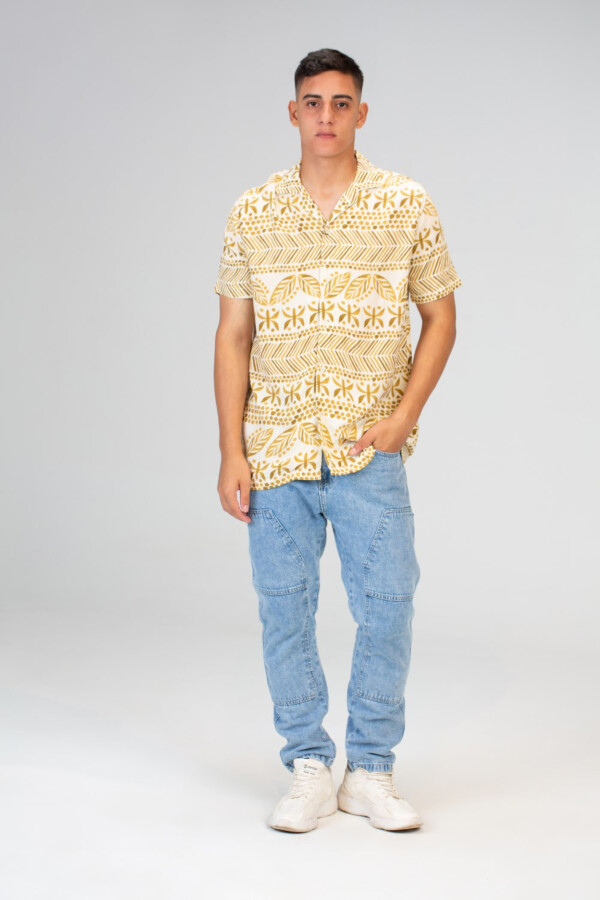 Mens Jakar Short Sleeved Slim Fit Shirt Made Of Viscose Cotton Material