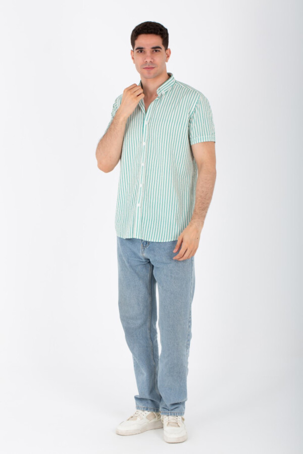 قميص نص كم رجالي مقلم بياقة وأزرار أمامية