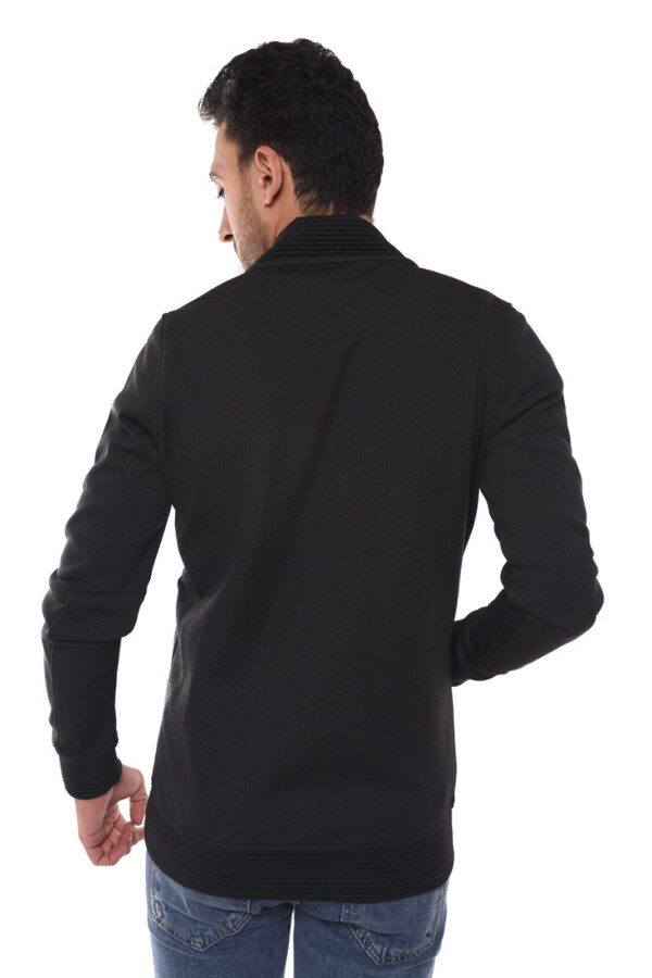 سويت شيرت رجالي بقصة ضيقة و سوستة كاملة و تفاصيل سادة