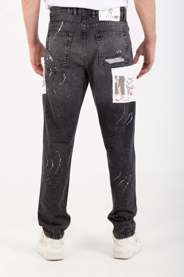 Men's Boyfriend Cutting Jeans Printed With Badge Tomato On The Back