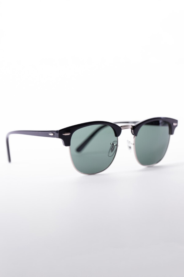 Men's Sunglasses With Different Frame And High Quality Materials
