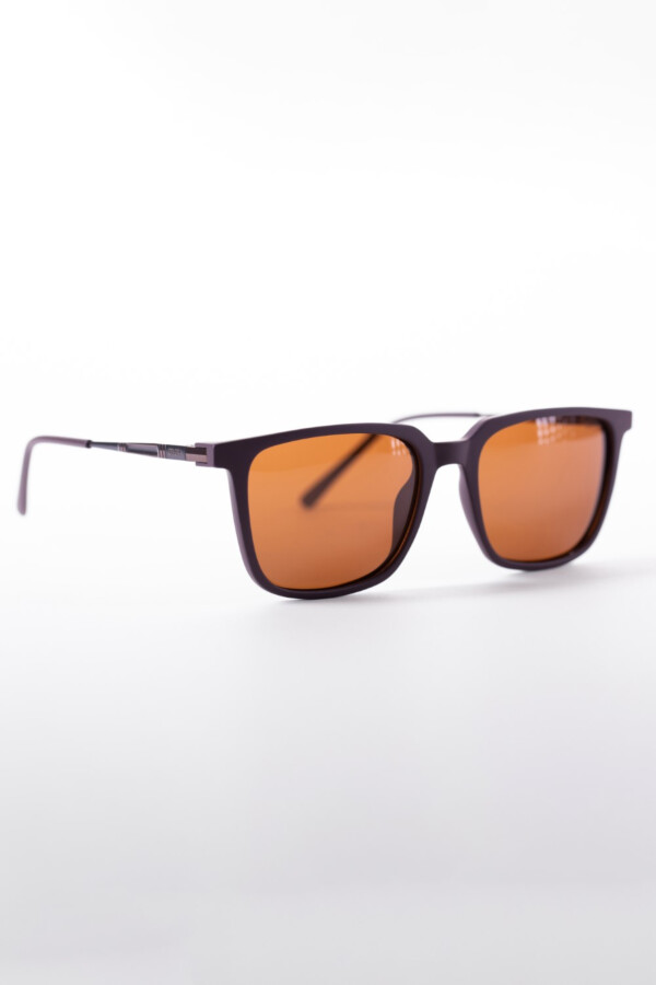 Men's Sunglasses With A Stylish Rectangular Design To Protect Your Vision Clearly