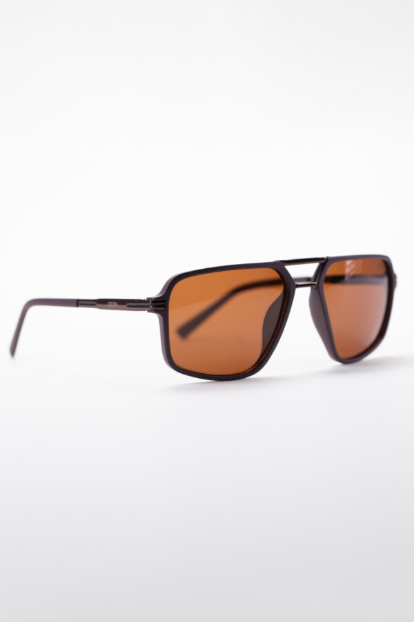Men's Casual Sunglasses With A Distinctive And Elegant Design