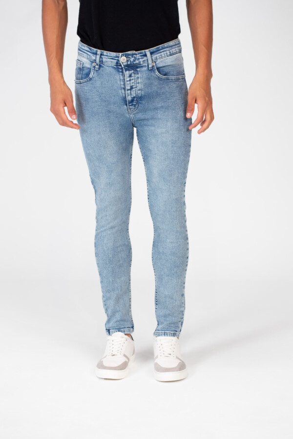 Men's Super Skinny Used Jeans Pants With Badge Tomato On The Back