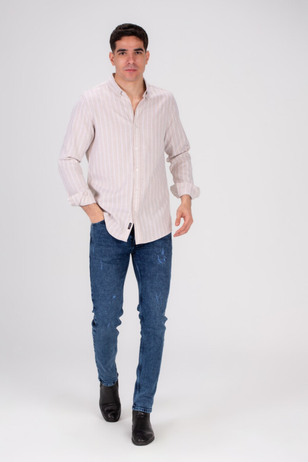 Men's Regular Fit Striped Details Long Sleeves Shirt Crafted From Soft Cotton For All Day Comfort