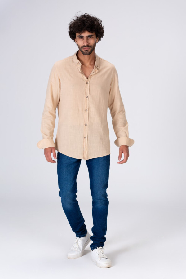 قميص رجالي سادة كلاسيك بخامة كتان مريحة تلبيس عادي