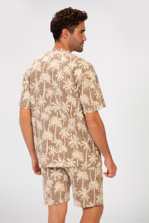 Men's Regular Fit Outfit Half Sleeved T-shirt And Short