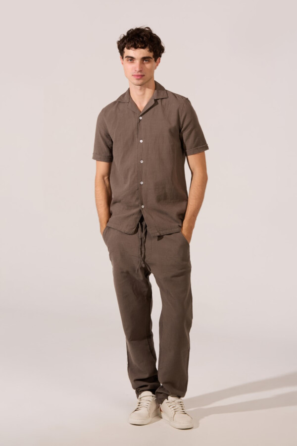 Men's Slim Fit Comfortable Outfit Set Half Sleeve Shirt And Pants