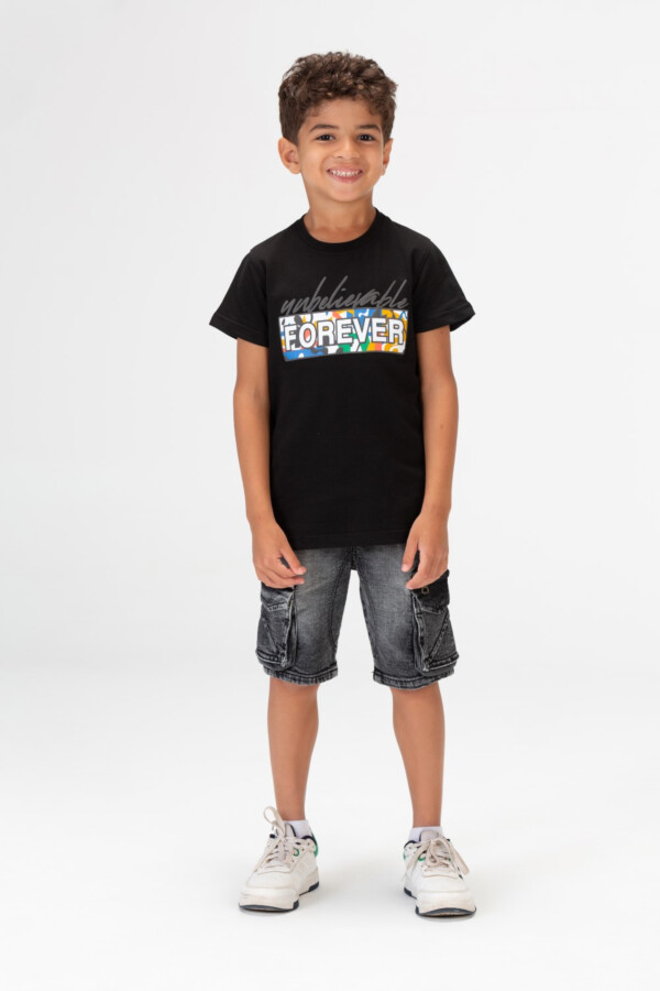 تيشرت أولادي راوند مطبوع فور ايفر من الأمام والخلف أكمام قصيرة