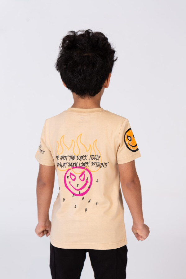 تيشرت أولادي نص كم مطبوع من الأمام والخلف بخامة عملية ومربحة