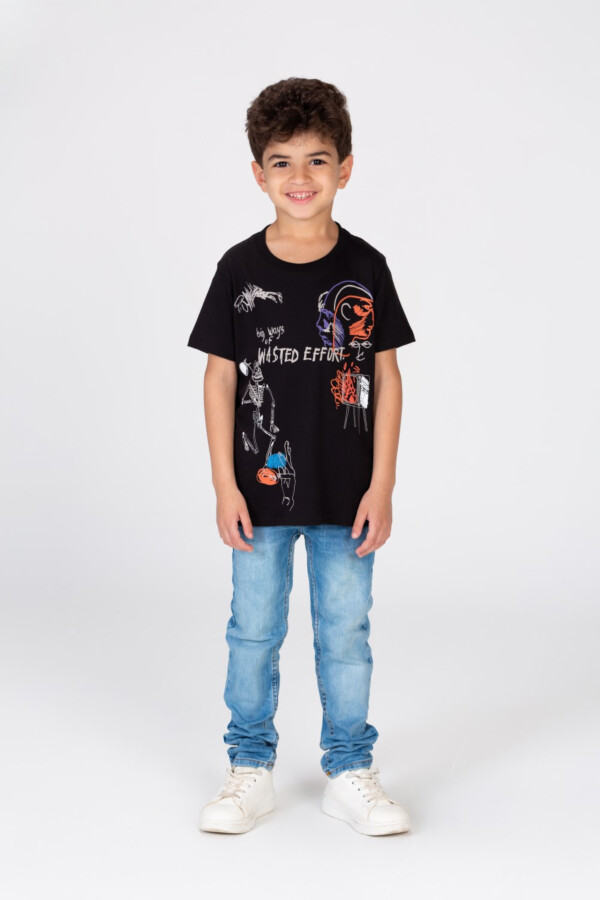 تيشرت أولادي مطبوع قطني مرن بألوان أساسية