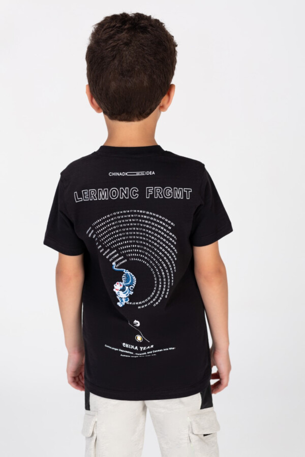 تيشرت أولادي مطبوع بخامة عالية الجودة