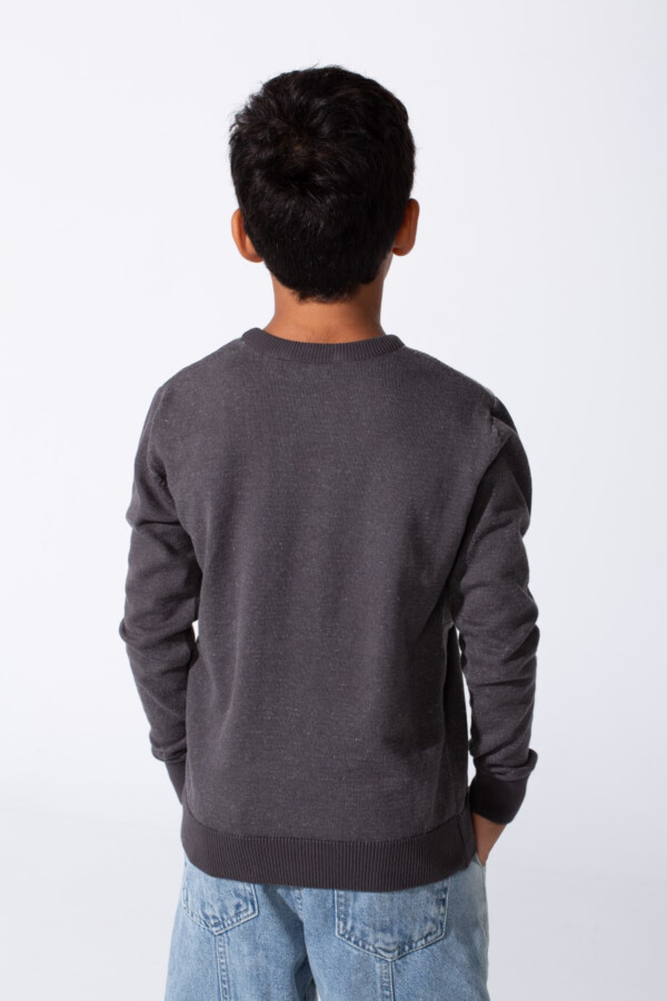 Boy's Slim Fit Cotton Round Neck Long Sleeves Pullover In Breathable Fabric