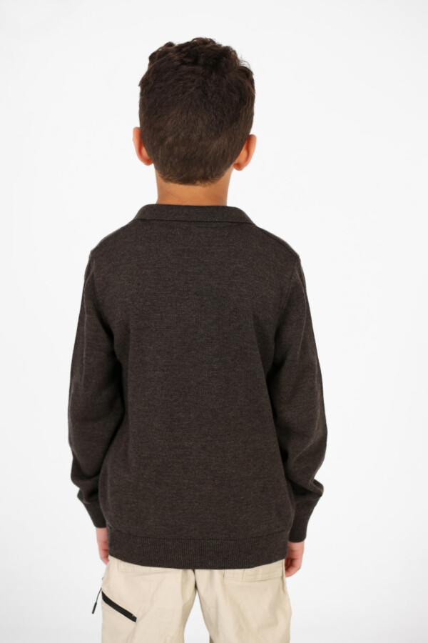 بلوفر اولادي قطن بقصة بولو وأكمام طويلة